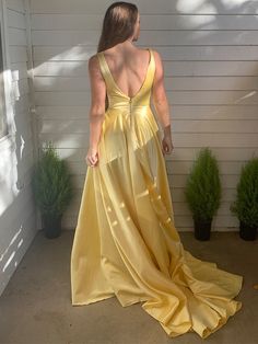 A-Line/Princess Satin V-neck Sleeveless Ruffles Sweep/Brush Train Dresses Sleeveless V-neck Prom Dress, Fitted Bodice Sleeveless V-neck Prom Dress, Dress Satin Bridesmaid, Train Dresses, Short Red Prom Dresses, Ombre Prom Dresses, Homecoming Dresses Lace, Prom Dresses Yellow, Prom Dress Plus Size