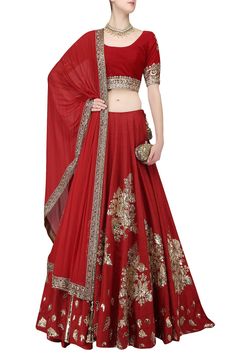 Deep Red Wedding Lehgna Choli by Panache Haute Couture Orang India, Pengantin India, Indian Lehenga Choli, Indian Outfits Lehenga, Designer Bridal Lehenga, Indian Bridal Lehenga, Boda Mexicana, Lehenga Online, Hippy Chic