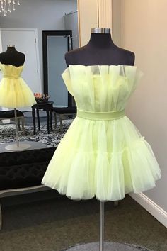 Strapless Yellow Ruffle Tulle Short Homecoming Dress Yellow A-line Prom Dress, Fitted Knee-length Tulle Mini Dress, Yellow Fitted Tulle Dress, Yellow Tulle Evening Dress, Fitted Yellow Mini Dress For Prom, Yellow Fitted Mini Dress For Prom, Knee-length Tulle Mini Dress For Spring, Spring Knee-length Tulle Mini Dress, Yellow Ruffled Dress For Prom