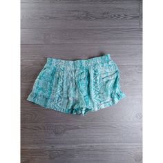 Out From Under Women Blue/Green Printed Pj Shorts L Nwt 100% Viscose New. No Flaws. See Pictures For The Best Description. Approximate Measurements Shown In Pictures. We Make Every Effort To Represent The Items Accurately. If You Have A Question About An Item, Please Message Us And We Will Respond Promptly. Turquoise Short Bottoms For Vacation, Turquoise Bottoms For Spring Vacation, Turquoise Beachwear Bottoms For Spring, Turquoise Casual Short Bottoms, Casual Turquoise Short Bottoms, Turquoise Casual Shorts, Casual Turquoise Shorts, Spring Vacation Turquoise Bottoms, Turquoise Summer Bottoms For Vacation