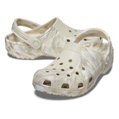 Crocs Men's Classic Marbled Clog 'Bone & Multi' 206867-2y3 Size 9 Crocs Are Brand New And Have Never Been Worn. Comes With Original Tags Attached. Crocs Fashion, Crocs Men, Crocs Clogs, Clogs Style, Crocs Classic Clogs, Womens Clogs, Classic Shoes, Crocs Shoes, Shoe Charms