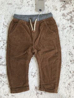 Zara Baby Boy Brown Lined Fine Corduroy Pants 12-18M. Condition is "New with tags". Shipped with USPS First Class. Cotton Pants For Playtime In Fall, Cotton Pants For Winter Playtime, Brown Cotton Bottoms By Zara, Zara Brown Cotton Bottoms, Zara Baby Boy, Zara Baby, Brown Line, Kids Pants