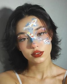 Aesthetic Face Paint, Artistic Makeup Creative, Makeup Artist Aesthetic, Fish Makeup, Vibrant Makeup, High Fashion Makeup, Images Kawaii