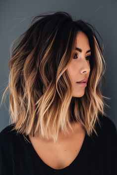 Balayage Brunette Shoulder Length, Bob Hairstyle Balayage, Dark Roots With Balayage, Ombre Style Hair, Blonde Ends On Brown Hair Short, Brown Hair With Smokey Highlights, Highlights On The Ends Of Hair, Long Textured Lob Haircut, Caramel Brown Ombre Hair