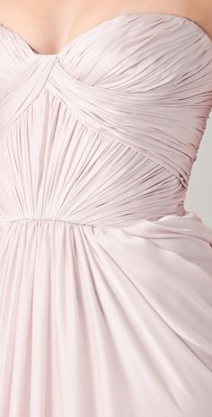 Pink Goddess, Fab Frocks, Beautiful Ball Gowns, Informal Dress, Goddess Gown, Gowns For Women, Reem Acra, Couture Runway, Pageant Dresses