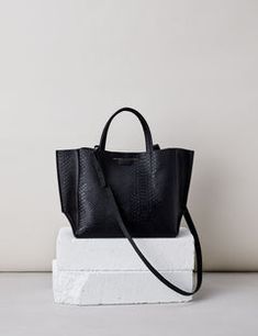 Your Shopping Cart — Ampersand As Apostrophe Designer Laptop Bag, Stylish Leather Bags, Designer Leather Handbags, Small Backpack, Your Girl, Mode Inspo, Work Bags, Leather Design, Baby Bag