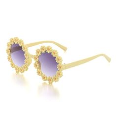 Adorable Daisy Flower Sunglasses for Your Little Sunshine Brighten up your child's day with our Kids Round Daisy Flower Sunglasses! Designed for outdoor sun protection, these charming and whimsical shades add a dash of retro flair to any outfit. The round frames, decorated with cute daisy petals, come in six cheerful colors, perfect for any little girl's sunny adventures. Whether it's a family outing, beach day, or festival party, these sunglasses will help your child step out in style while keeping their delicate eyes safe from harmful UV rays. Outstanding Features of Kids Daisy Sunglasses Retro Fashion: Cute round daisy flower frames capture the playful spirit of the past while adding a modern, fun twist. Six Vibrant Colors: Choose from a range of colorful frames to match your child's pe Adjustable Round Frame Sunglasses For Beach, Adjustable Retro Sunglasses For The Beach, Playful Flower-shaped Plastic Sunglasses, Playful Yellow Sunglasses With Uv Protection, Cute Flower Shaped Sunglasses With Uv Protection, Round Frame Sunglasses With Uva Protection For Summer, Spring Mirrored Round Sunglasses, Cute Adjustable Sunglasses For The Beach, Playful Yellow Sunglasses For Beach