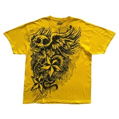 Skull Graphic Tee, Dc Shirt Y2k, Casual T-shirt With Skull Graphic Print, Skull Graphic Tee For Streetwear, Streetwear Graphic Tee With Skull Print, Graphic Tee With Skull Print For Streetwear, Casual Tops With Skull Graphic Design, Yellow Graphic T-shirt For Streetwear, Graphic Tee With Skull Print