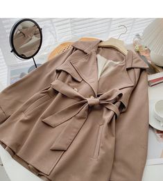 Style: commuting Size: one size Color: khaki, grey, black, apricot Suit Collar, Slim Suit, Black Windbreaker, Long Trench, Loose Top, Long Trench Coat, Belted Trench Coat, Belted Coat, Bow Sneakers