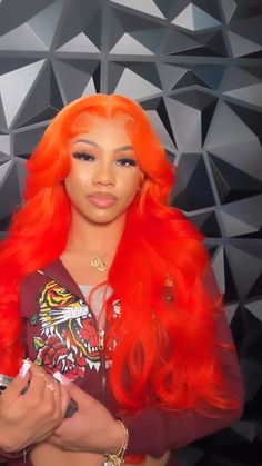 👉🏾wig link in my b!o Wig: hairinbeauty Ginger Hair Colored Human Hair HD Body Wave Lace Wigs 🎈Hairinbeauty Cyber Monday Final Sale！ ✨$170 = 28'' WEAR & GO BLEACHED KNOTS WIG 💖EP new packaging, Use more funds to produce high quality wigs Wave Curly Hairstyles, Lace Front Wigs Middle Part, Ginger Lace Front Wigs, Orange Wig, Frontal Wig Hairstyles, Creative Hair Color, Pretty Hair Color, Colored Wigs, Dope Hairstyles