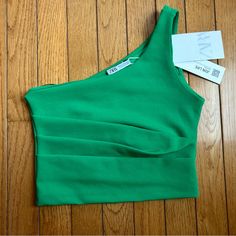 Beautiful Cropped Top By Zara. Size S, Color Green. New. I'll Consider All Reasonable Offers. Zara Fitted Green Crop Top, Fitted Green Zara Tops, Zara Green Crop Top For Spring, Chic Green Zara Crop Top, Chic Green Crop Top By Zara, Black Cropped Tank, Black Crop Top Tank, Off Shoulder Crop Top, Zara Crop Top