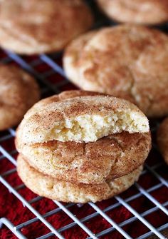 some cookies are cooling on a wire rack