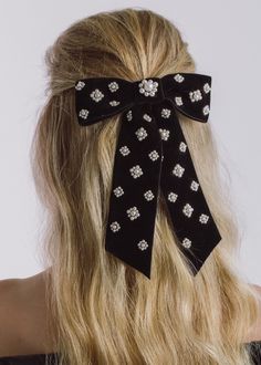 The Margaret Bow Barrette carries a queenly aura that speaks volumes. This lush velvet bow is emblazoned with clusters of pearls that feel borrowed from royal garb. Made by hand in New York, the bow is finished with an automatic French barrette clasp, for easy placement in any hairstyle. Dimensions: 6 inch width, 9 inch length Swept Back Hair, Luxury Hair Accessories, Bow Barrette, New York Studio, Jennifer Behr, Hair Slide, French Barrette, Luxury Hair, Velvet Bow