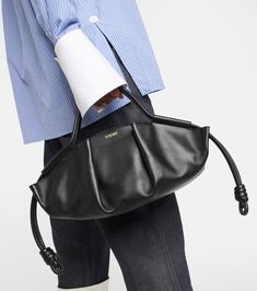 Mansur Gavriel Bucket Bag, Luxury Crossbody, Black Leather Tote Bag, Denim Tote, Shoulder Bags For Women, Designer Shoulder Bags, Cool Street Fashion, Small Shoulder Bag, Small Handbags