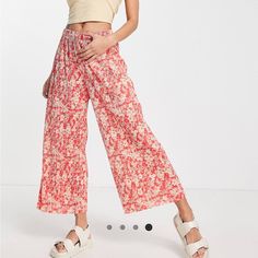 Fun, Flowy And Flowery Culotte Pull-Up Pants! These Are Totally Brand New, Never Worn And Never Washed, But Without The Tags. I Was Really Hoping To Wear Them At Some Point But Haven’t Had The Chance Yet! If Someone Out There Can Actually Rock These That Would Make Me Happy :)) Red Floral Print Summer Bottoms, Summer Floral Print Red Bottoms, Casual Red Floral Print Bottoms, Trendy Red Wide Leg Pants For Summer, Red Pants For Summer Day Out, Red Floral Print Bottoms For Spring, Red Wide Leg Summer Loungewear Pants, Red Floral Print Spring Bottoms, Red Wide Leg Pants For Summer Loungewear