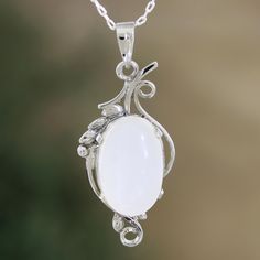 Moonstone Pendant Necklace, Rainbow Moonstone Necklace, Rainbow Moonstone Pendant, Moonstone Necklace, Moonstone Pendant, Dream Jewelry, Rainbow Moonstone, Sterling Silver Pendant, Cable Chain