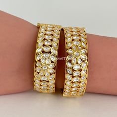 Tyaani inspired premium kundan gold plated openable bangle pair/Statement Kada/Kundan Bangles/Bridal Bangle/Indian Wedding/Pakistani/Punjabi Hand Set Yellow Gold Chandbali Bangle, Diwali Yellow Gold Chandbalis With Cutdana, Traditional Hand Set Gold Plated Bangle, Traditional Gold Plated Hand Set Bangle, Gold Plated Cutdana Chandbalis For Diwali, 22k Gold Meenakari Chandbalis For Festive Occasions, Festive 22k Gold Hand Set Chandbalis, Hand Set Bangle For Wedding And Diwali, Hand Set Bangle For Wedding During Diwali