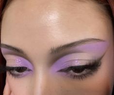 Maquillage On Fleek, Purple Makeup, Ethereal Makeup, Purple Eyeshadow, Edgy Makeup, Makeup Eye Looks, Creative Eye Makeup