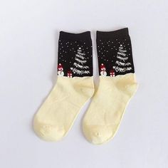 Snowman with Gift Winter Holiday Socks (Adult Medium) from the Sock Panda Holiday Socks, Fun Socks, Sock Game, Warm Socks, Patterned Socks, Cool Socks, Winter Holiday, Cool Patterns, Winter Holidays