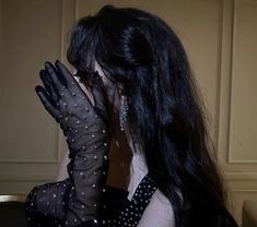 bellatrix black ★ marauders era Sidewalks And Skeletons, Bellatrix Black, Aesthetic Header, Black Sisters, Bellatrix Lestrange, Looks Party, Long Black Hair, Marauders Era