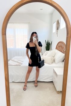 black mini dress summer outfit, trendy summer date night outfit for women, summer date night dress Night Outfits Summer, Summer Date Night Outfits, Summer Dinner Outfit, Summer Night Outfit, Date Night Outfit Summer, Summer Date Night, Dinner Outfit