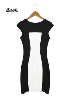 Blocking dress is the perfect dress you must have. fit and flare shape can show your wonderful curves. You must be the centre in any occasion.Net Weight: 302gSeason: Spring,SummerMaterial: Cotton BlendOccasion: CasualMainColor: Black WhiteSleeveLength: SleevelessNeckline: V-NeckWaistline: Natural4 Sizes available:Asian S (US S(2) ,UK 2,AU 4)Asian M (US S(4) ,UK 6,AU 8)Asian L (US M(8-10),UK 10,AU 12)Asian XL (US L(12),UK 14,AU 16)Note: Due to the difference between different monitors,the picture Hip Clothes, Pet Hair, Perfect Dress, Fit And Flare, Must Haves, Dresses For Work, Cotton Blend, Spring Summer, Womens Dresses