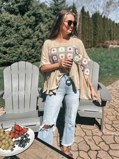 Solid tunic top featuring floral knit with half sleeves and a round neckline. Non-Sheer Brand: Savanna Jane Fabric: SELF-65% COTTON 35% POLYESTER CONTRAST- 100% ACRYLIC Runs true to size model shown in a small/med -very oversized fit stock photo included to help show true coloring Multicolor Short Sleeve Knit Top For Spring, Multicolor Short Sleeve Knit Top For Summer, Spring Crew Neck Knit Short Sleeve Top, Spring Knit Short Sleeve Crew Neck Top, Casual Crochet Crew Neck Top For Day Out, Casual Multicolor Short Sleeve Knit Top, Casual Crew Neck Crochet Top For Day Out, Casual Short Sleeve Knit Top For Beach, Spring Vacation Knit Top With Short Sleeves