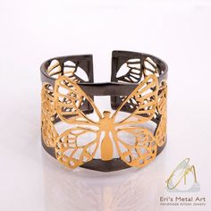 Butterfly cuff bracelet, hand carved nature jewelry, silver cuff, gold cuff, black cuff, black gold cuff, bridal jewelry, romantic jewelry.  Hand carved silver Butterfly cuff bracelet available in silver, gold, black and black and gold. Dress it up or dress it down for casual or formal occasions all year round.  Hand carved nature jewelry guaranteed to turn heads! Would also make lovely bridal jewelry, a romantic jewelry gift for her. Additional information: ✤ Four variations: all variations are hand carved and handmade from 925 sterling silver; one plain silver Butterfly cuff bracelet, one gold-plated Butterfly cuff bracelet; one rhodium-plated Butterfly cuff bracelet and one (NEW) gold & black Butterfly cuff bracelet. ✤Please select which variation you would prefer before proceeding to c Gold Sterling Silver Cuff Jewelry, Gold Sterling Silver Cuff Bracelet, Luxury Handmade Cuff Bangle, Handmade Evening Bracelet Jewelry, Silver Cuff Jewelry For Evening, Handmade Luxury Cuff Bracelet For Wedding, Luxury Handmade Wedding Cuff Bracelet, Unique Evening Bracelet Jewelry, Unique Black Bangle As Gift