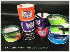 there are many different colors of wristbands on this black background with the caption extreme aust - neck collars