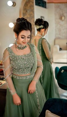 Simple Lehenga Designs For Reception, Reception Kerala Dress, New Model Engagement Dress Kerala, Lehanga Designs Engagement, Engagement Lahenga Ideas, Lehenga Stiching Design, Simple Reception Dress Indian, Gown For Marriage Function