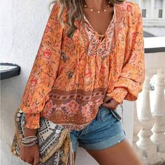 Super Cute And Stylish Ships In 5-10 Business Days Comfy Blouse, Floral Print Fabric, Estilo Chic, Stylish Blouse, Styl Boho, Weave Style, Arte Popular, Loose Outfit, Fabric Floral