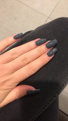 Grey Colored Nails, Grey Nails Winter, Almond Grey Nails Designs, Dark Grey Acrylic Nails Design, Painted Nails Ideas Polish Simple, Grey Nails Inspiration, Gunmetal Grey Nails, Dark Grey Almond Nails, Acrylic Nails Dark Colors