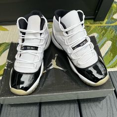 Great Condition. Air Jordan 11 Retro Concord, Size 7 Gs White/Black. Air Jordan 11 Retro, Jordan Black, Jordan 11 Retro, Air Jordan 11, Kids Jordans, Jordan 11, Jordan Shoes, Air Jordan, Kids Shoes