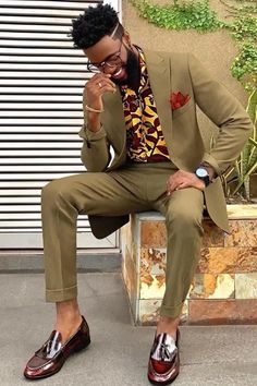 Prom Looks For Guys Trendy, Dapper Style Men Outfits, Men’s Wedding Wear, Spring Party Outfit Men, Mixed Suit Combinations, Suits For Men Wedding Guest, Golden Suit Men, Men’s Classic Style, Tall Slim Men Fashion