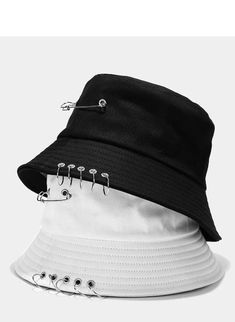 Bucket Hat with rings detail is perfect for some summer flare! Estilo Harajuku, Bucket Hat Women, Stylish Caps, Summer Cap, Streetwear Summer, Fisherman Hat, Leather Hats, Casual Hat, Brim Hat