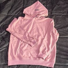 Got At A Thrift Mint Condition Pink Essentials Hoodie, Pink Essentials, Essentials Hoodie, Women Essentials, Logo Color, Mint Condition, Mint, Sweatshirts Hoodie, Womens Tops