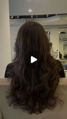 Ashley LaMarca on Instagram: "The Ashley haircut details😌🎀���💇🏻‍♀️✨🫶🏻- • • all products I use to style my hair are in myBI0 in “HAIR CARE”<333 both curly & straight! #hair #haircut #haircuts #layeredhaircut #layeredhair" Long Layered Long Hair, Haircuts For Straight And Curly Hair, The Ashley Haircut, Ashley Lamarca Curly Hair, Leyera Haircut, Long Layers And Face Framing Pieces, Long Hair With Lots Of Layers