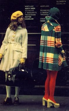 Fashion 60s, Style Année 60, Red Tights, Fashion 1970s