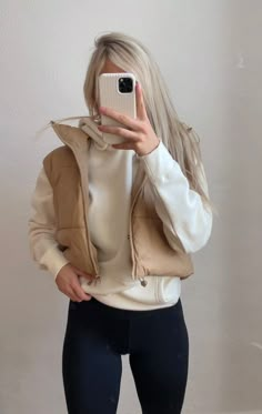 Tan Puffer Vest, Everyday Outfits Fall, Puffer Vest Outfit, Vest Outfits For Women, Women Leather Jacket, Collection Ideas, Winter 22, Cold Outfits, Cute Everyday Outfits