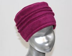 Fuchsia pink women's fleece hat. 8 colours available, 3-ply, one size. The hat covers the ear. French creation and manufacturing ST GELY DU FESC (Hérault). 100% polyester. Wash 30o Manufacturing time of 1 to 3 days. Tracked letter shipping. Please note postal delivery times vary. Return possible within 14 days, in its original packaging and with its label. The returned item will be refunded. Return shipping costs will be your responsibility. Thank you for your understanding. https://www.etsy.com Solid Fitted Beanie, Fitted Cloche Cap For Winter, Fitted Winter Cloche Cap, Fitted Pink Beanie For Winter, Pink Fitted Winter Hat, Winter Beanie Felt Hat, Rose Fushia, Fleece Hat, Womens Fleece