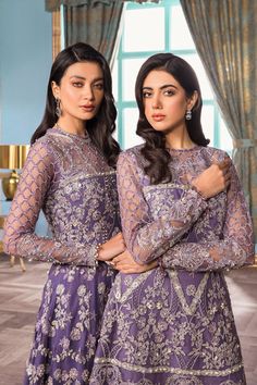 Regin Aimee Le Tresor Festive Formal 2022 Default Title Regin Aimee Le Tresor Festive Formal 2022 is Original Ladies Clothing Brand, and provides both Styles shalwar kameez suits and kurtis.