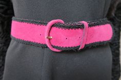 Pink and black stitched belt. Made in France. Suede belt and trimmings. Synthetic lined split leather. Pretty Indian rose, cyclamen pink. Trimming braid. Size: 70 to 80 cm Height: 5 cm Net weight: 104 g. You can see our other vintage items on the next page and refine your search using the drop-down menu: https://www.etsy.com/fr/shop/UneMadeleineDeProust?ref=seller-platform-mcnav 🔴 FOREIGN BUYERS (OUTSIDE THE EUROPEAN COMMUNITY), PLEASE TELL US YOUR PHONE NUMBER, WITHOUT THIS ESSENTIAL INFORMATI Chic Embroidered Leather Belt, Chic Leather Belt With Embroidery, Indian Rose, Happy Post, Indian Pink, Suede Belt, Suspender Belt, Suspenders, Phone Number