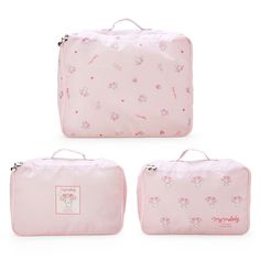 3-piece Travel Inner Case Set is released at Japan Sanrio Store Today~ Travel goods that excite you from the time you prepare☆ A 3-piece set that is useful for sorting and storing clothes and innerwear★It is light and not bulky, and comes with a handle that is convenient to carry♪ Size: Large: Approx. 37 x 9 x 28 cm, S Sanrio Products, Sanrio Store, Cute Luggage, Sanrio Japan, Storing Clothes, Sanrio My Melody, Small Case, Travel Storage Bag, Hello Kitty My Melody