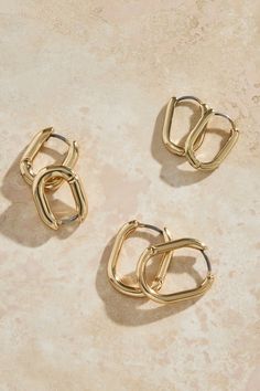 These classic huggie earrings will be your new go-to set. Perfectly simple and chic, these evergreen hoops will go with any look in your lineup. Simple Gold Hoops Small, Small Hoop Earrings Gold, Gift Wishlist, Gold Huggie Earrings, Huggie Earring, Wedding Branding, Camera Icon, Small Hoop Earrings, Hoop Earrings Gold