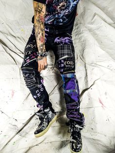 Colorful Punk Outfits, Pants With Chains, Customizing Clothes, Purple Punk, Colorful Punk, Thigh Measurement, Markie Post, Painted Pants, Anime Pants