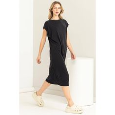 Lightly oversized body for your perfect cute lazy day look. Every wardrobe needs this midi dress. Oversized Casual Maxi Dress For Daywear, Casual Oversized Maxi Dress For Daywear, Casual Oversized Maxi Dress For Day Out, Trendy Oversized Dresses For Day Out, Casual Solid Color T-shirt Dress For Loungewear, Oversized Chic Maxi Dress For Loungewear, Trendy Oversized Dresses For Daywear, Casual Relaxed Fit Maxi Dress, Oversized Spring Maxi Dress For Loungewear