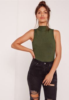 Tennis Skirt Outfit, High Neck Bodysuit, Mesh Tops, Tops Blouse, Jeans Mom, Crop Top Outfits, Outfits Verano, Weekend Outfit, Casual Tank Tops