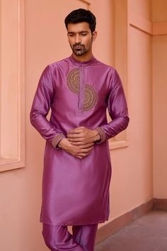 Wine kurta with marodi dori embroidery along the placket. Paired with a pant. - Aza Fashions Isha Gupta, Short Kurtas, Dori Embroidery, Kurta Men, Straight Kurta, Buy Wine, Band Collar, Embroidered Silk, Aza Fashion