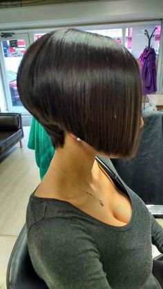 Mf Hussain, Dutch Braid Crown, Thick Hair Bob Haircut, Stacked Haircut, Braid Crown, Lob Haircuts