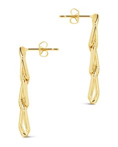 Add a touch of glam to any look with the Kinslee Drop Studs! These dazzling earrings feature a chain link drop, plus a dazzling CZ accent - because even a small detail can make a big statement. Step out in style and let your accessories do the talking! Material: 14K gold or rhodium plated brass, cubic zirconia Features: 1.35" drop, 0.25" width, 1.5mm CZ stones, Lead & Nickel free, post back Elegant Chain Linear Earrings As Gift, Elegant Chain Earrings For Formal Occasions, Elegant Chain Earrings For Evening, Elegant Formal Earrings With Chain Detail, Elegant Evening Earrings With Chain Detail, Evening Linear Earrings With Adjustable Chain, Formal Chain Drop Earrings, Formal Dangle Earrings With Adjustable Chain, Elegant Dangle Chain Linear Earrings